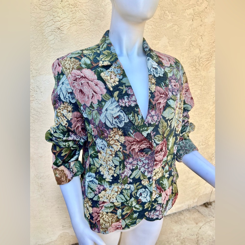 Vintage Liz Claiborne Roses & Wildflowers Tapestry Blazer, size XL, Cottage-core